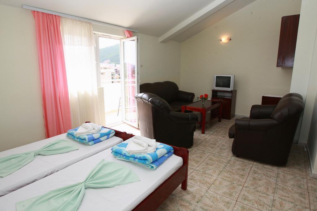 Hotel Vila Prestige 부드바 객실 사진