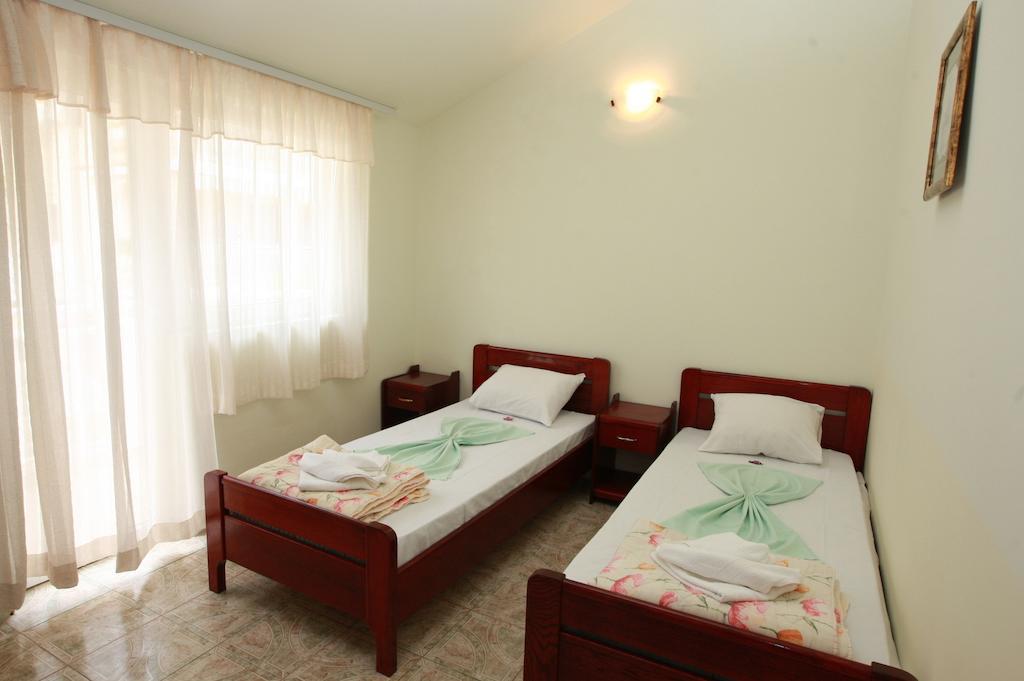 Hotel Vila Prestige 부드바 외부 사진